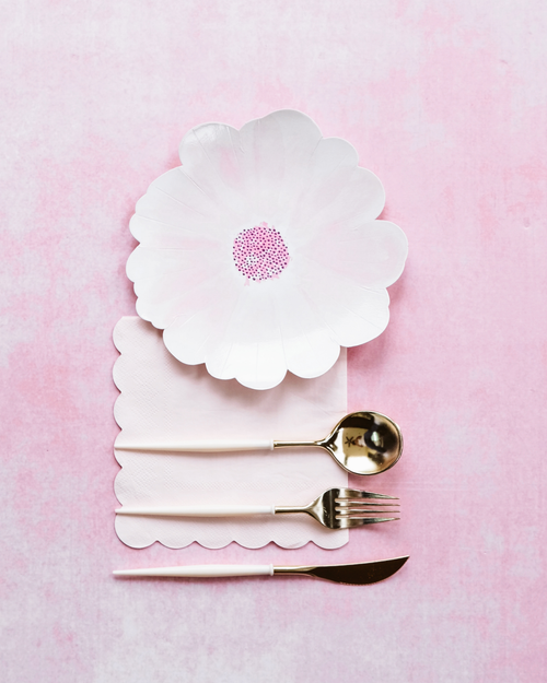 Plato con Forma de Flor Blanca