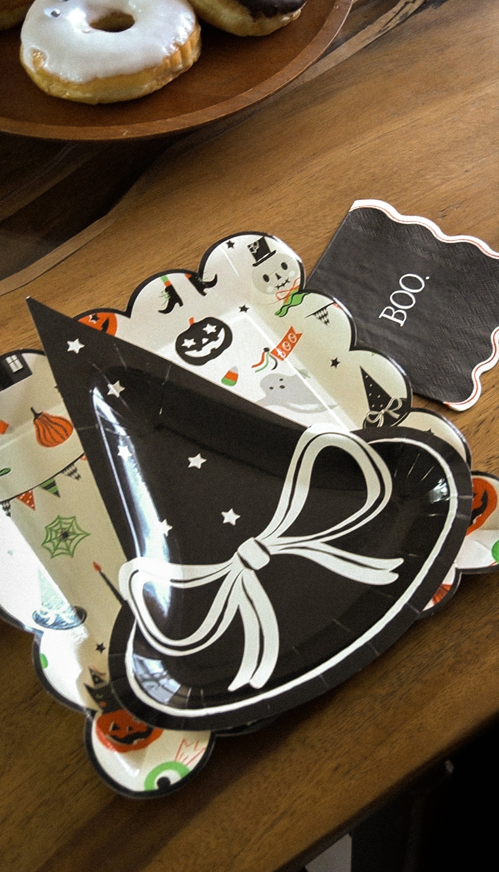 Platos Sombrero de Bruja Halloween (8 pzas)