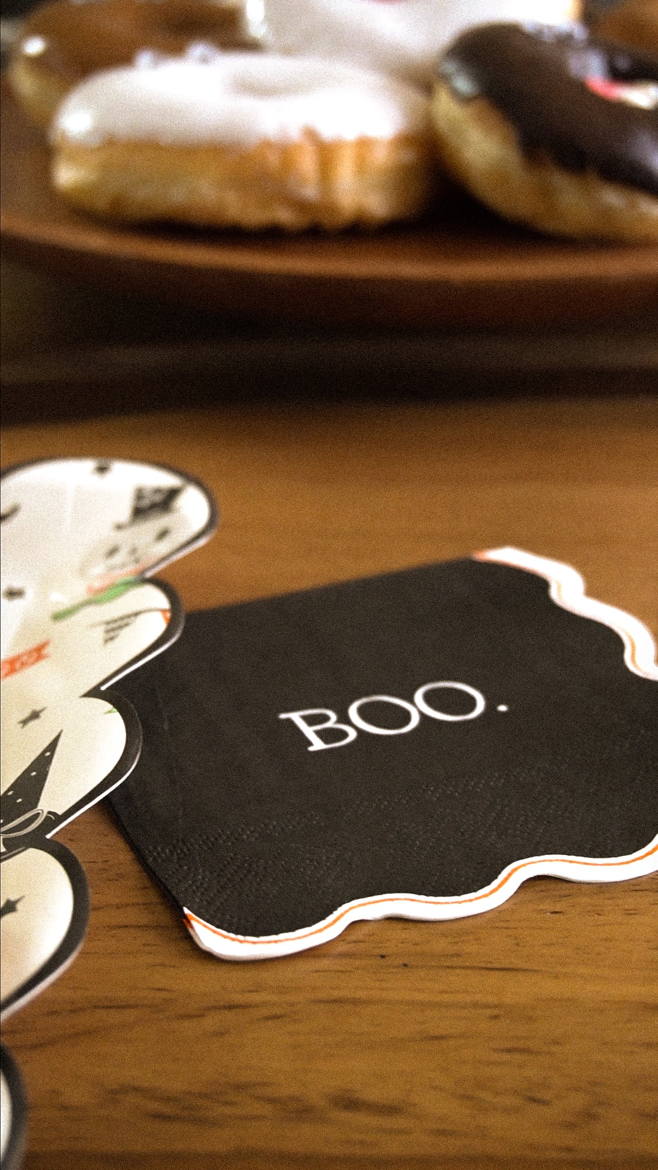 Servilletas BOO Negras con Naranja (24pzas)